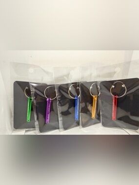 Chickup Truck Safety Whistle keychain 😗🩵🛻🐥🩵